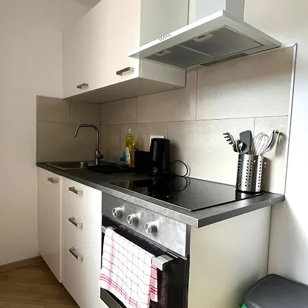 아파트 Be-0 - Joli 2 Pieces Pour 1-2 Pers Au Rdc Au Centre De