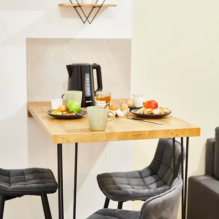 아파트 Be-0 - Joli 2 Pieces Pour 1-2 Pers Au Rdc Au Centre De 뮐루즈